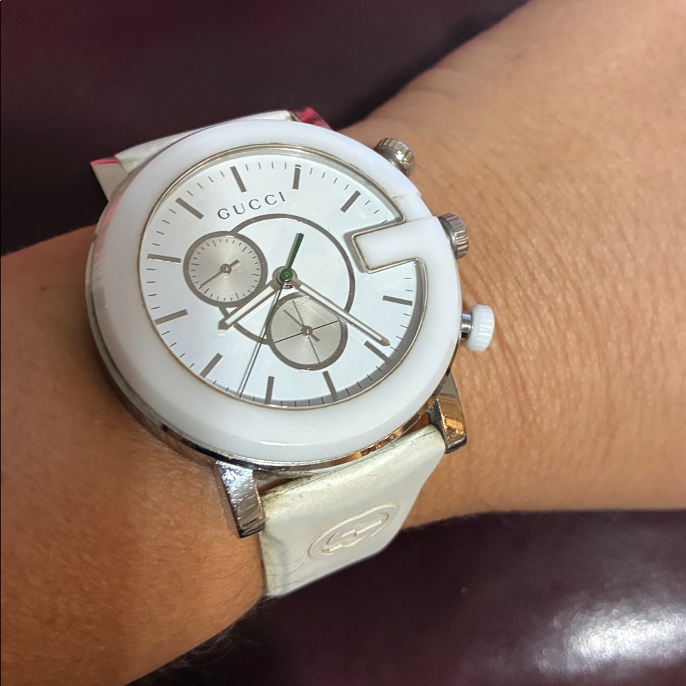 Authentic Gucci watch - Picture 3 of 3